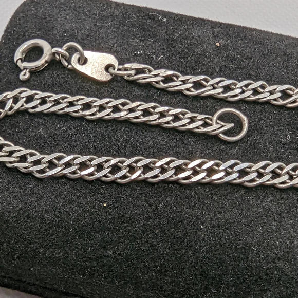 Vintage  sterling bracelet - Picture 4 of 4